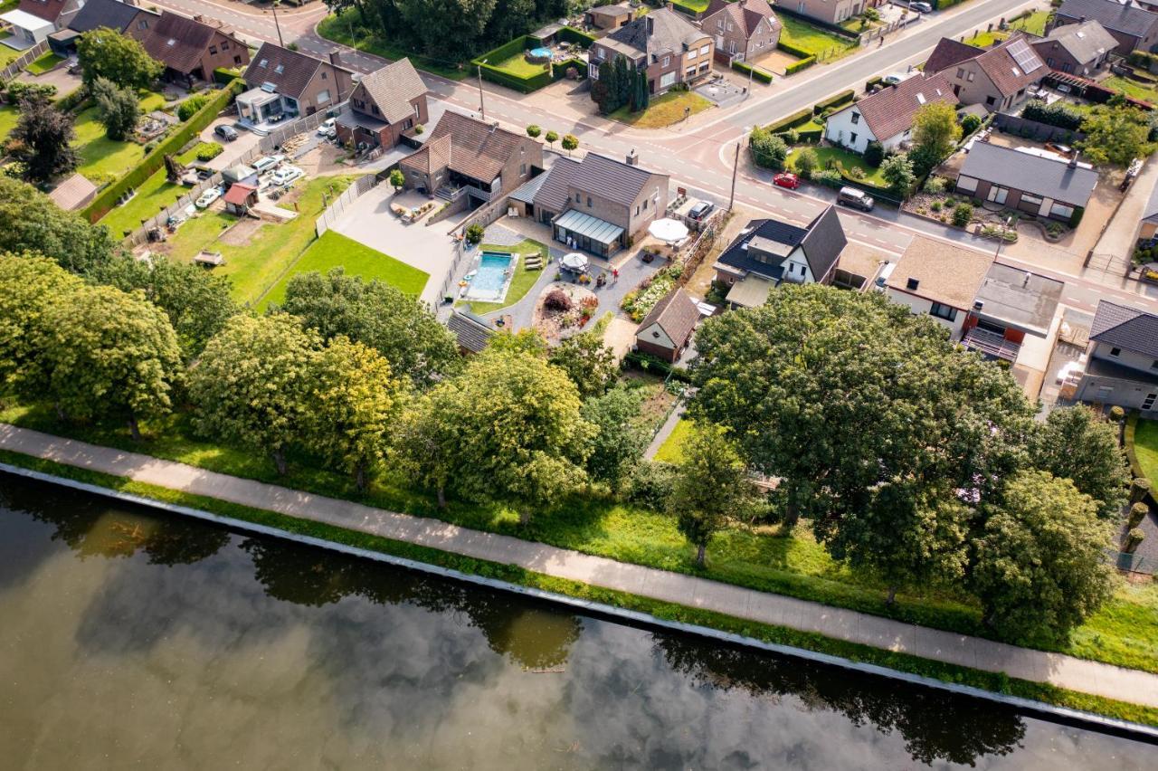 Bed & Breakfast 'T Veerke Dilsen-Stokkem Exteriör bild